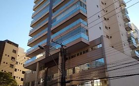 Edf Gil Nogueira - Praia Morro - Box 09 - Guarapari - FRENTE - SOL MANHA - PISCINA-SAUNA - 02 quartos - 03 TVS Tela Plana - Wi-Fi - Varanda Gourmet - Tela de Proteção e Churrasqueira à gas - Dois elevadores - 01 GARAGEM - Portaria 24 horas - 50 Mts P